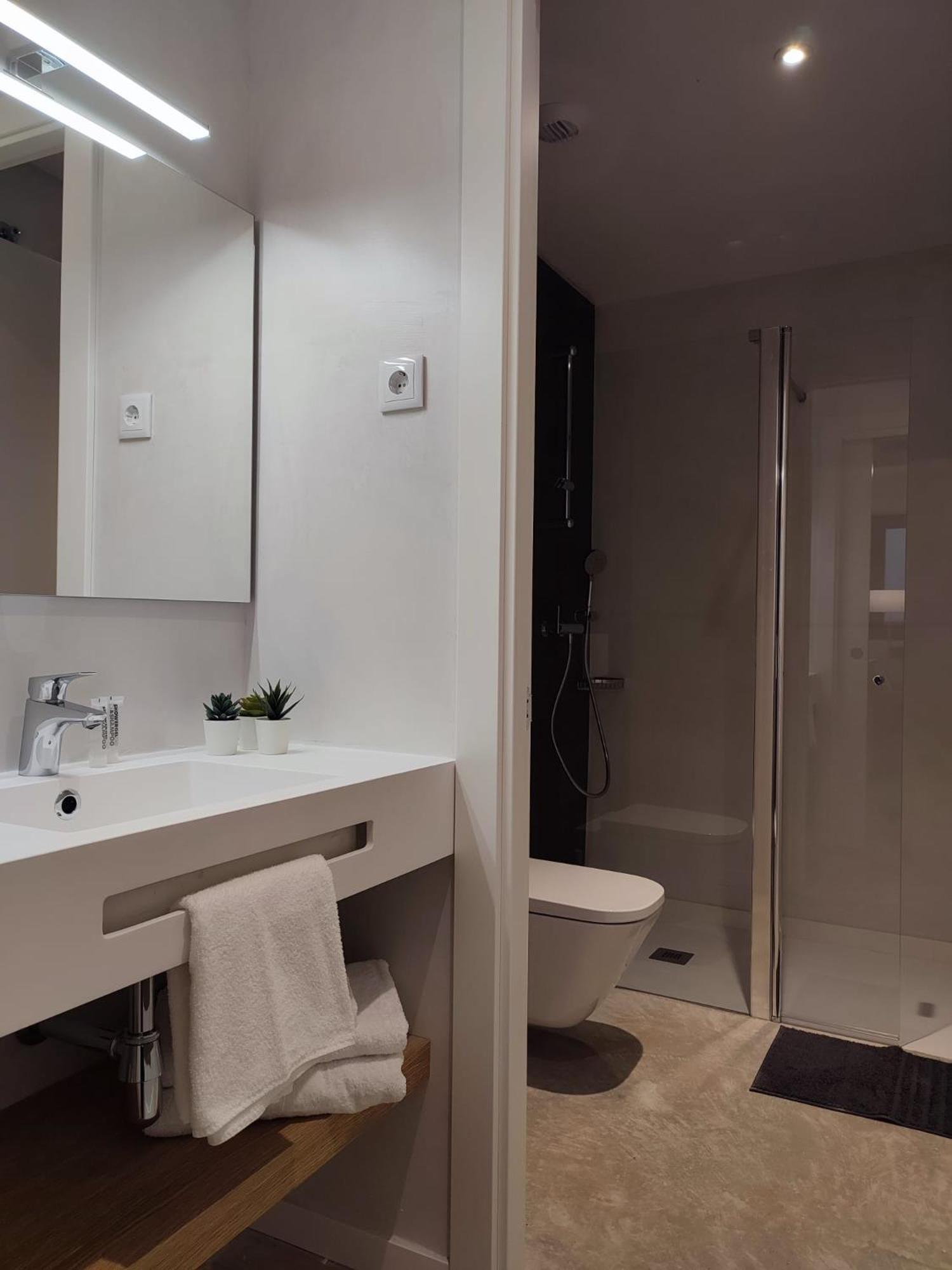 Ariqus Fira Apartments โอสปิตาเล็ต เดอ โยเบรกัต ภายนอก รูปภาพ